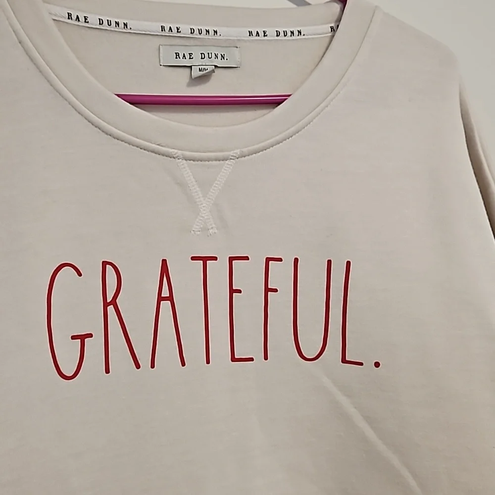 RAE DUNN White long sleeve crop sweatshirt GRATEFUL Medium - Picture 3 of 7